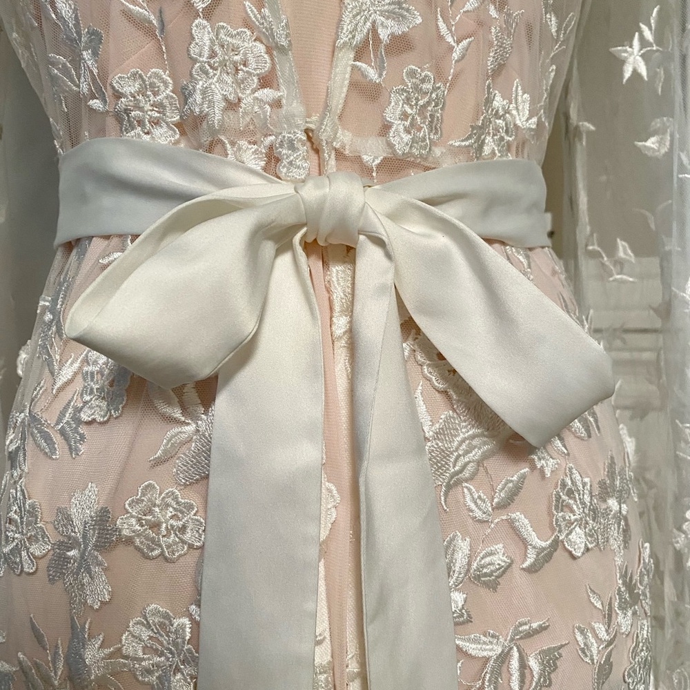 Le Rose Maya Robe - Picture 6 of 14